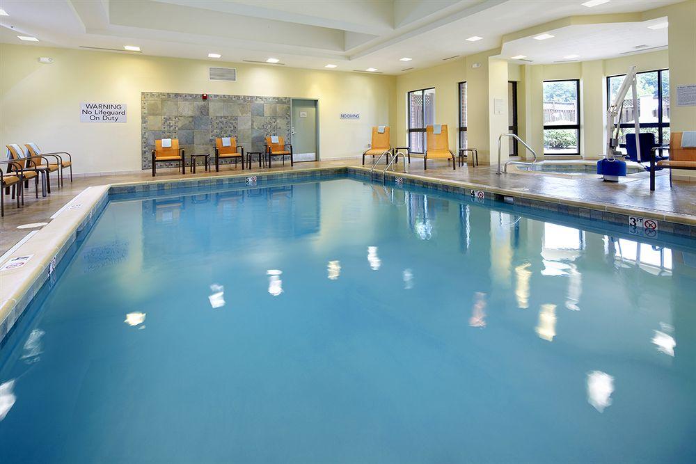 Courtyard By Marriott Akron Stow Kültér fotó