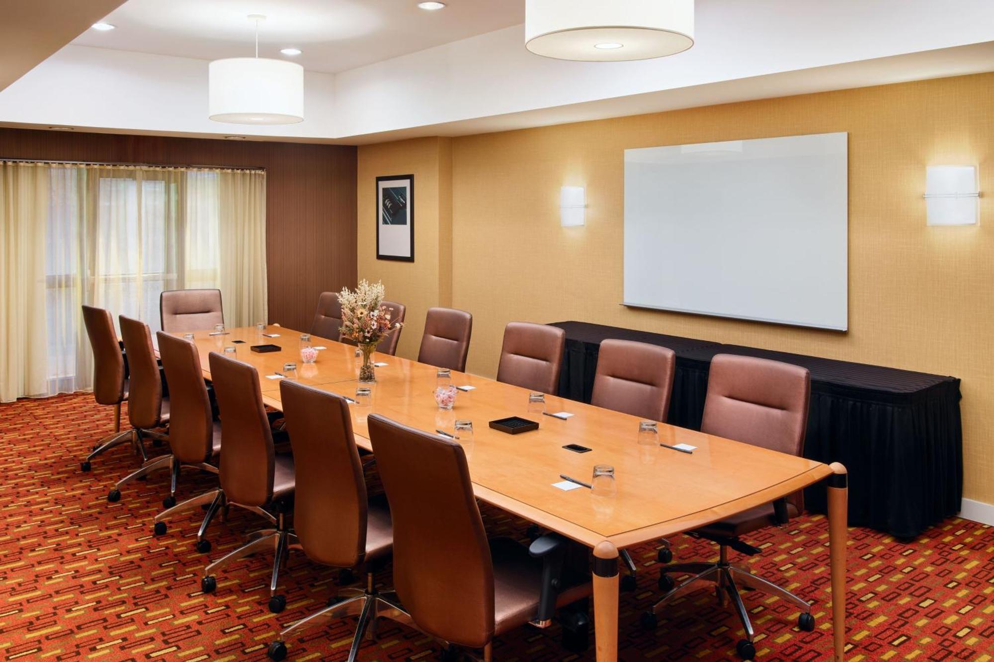Courtyard By Marriott Akron Stow Kültér fotó